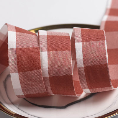 Μαύρο και λευκό κατεστραμμένο καλώδιο 7mm-40mm Polyester Ribbon Roll