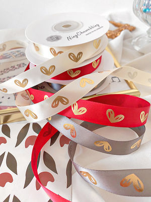 16mm Heart Pattern Χρυσό φύλλο Τυπωμένη κορδέλα για συσκευασία δώρων και διακόσμηση